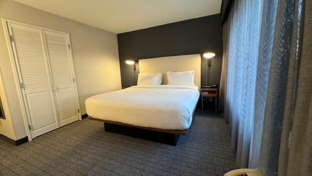 Courtyard By Marriott Kingston Hotel Kültér fotó
