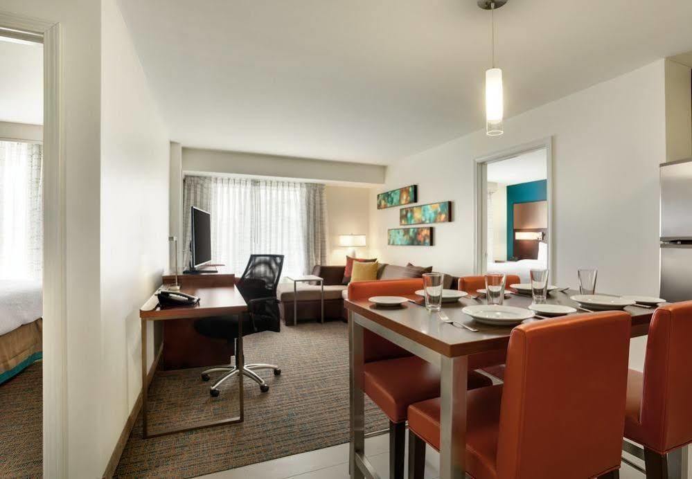Courtyard By Marriott Kingston Hotel Kültér fotó
